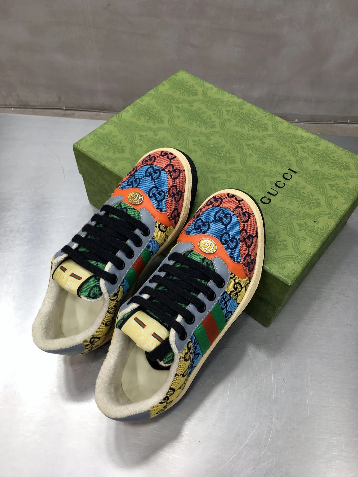 Gucci - Грязные туфли - Кроссовки - 11