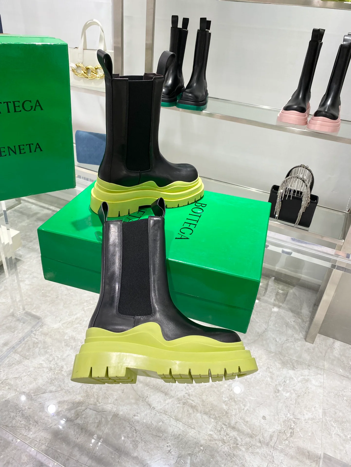 Обувь BV - BV - желтая подошва - до середины икры - ботинки Martin на платформе - 1