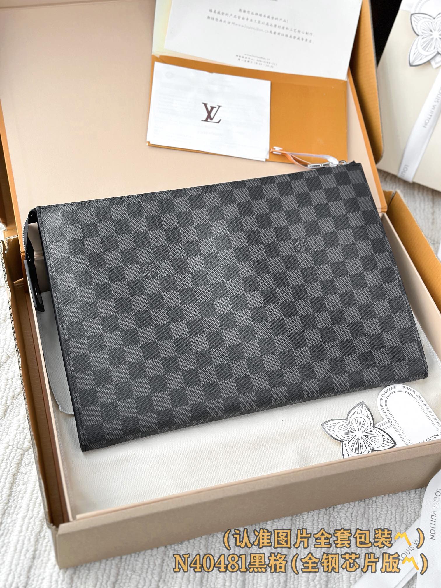 LV-n40481-pochette-24h клатч-большой-черный в клетку