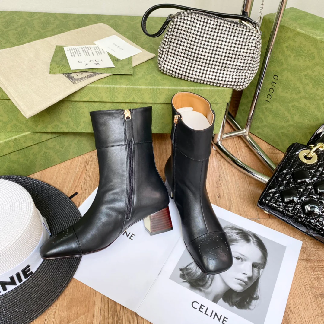 Новинки осенне-зимней коллекции Gucci 2022 — Ботильоны — Черные