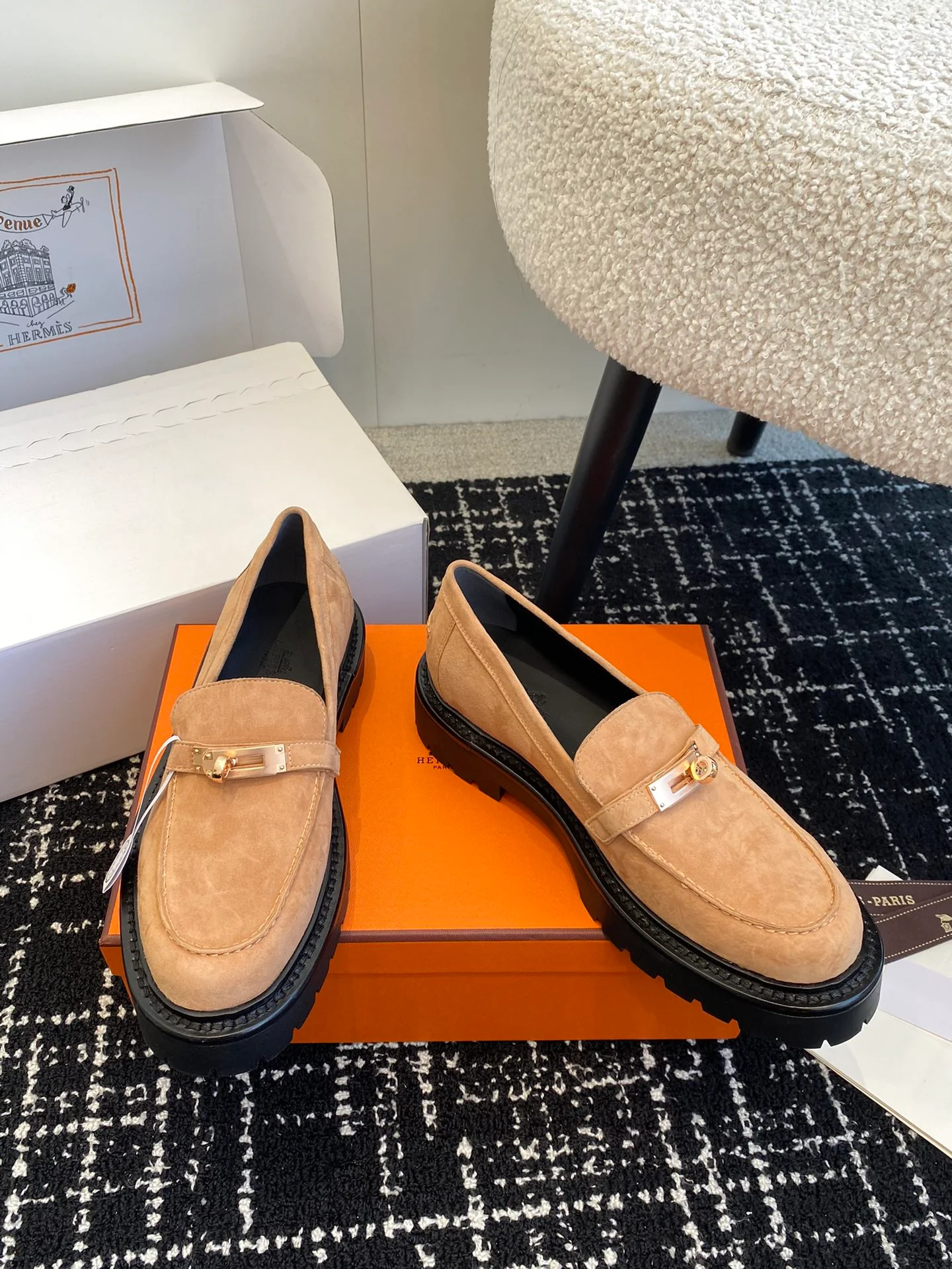 Лоферы Hermes Kelly Buckle 2024 — коричневые