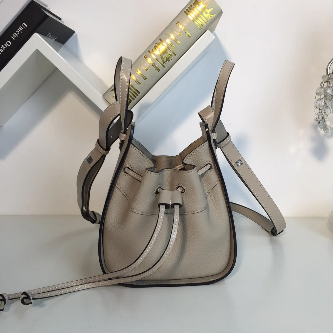 Loewe-hammock-mini-11x19-5x17-cm-6