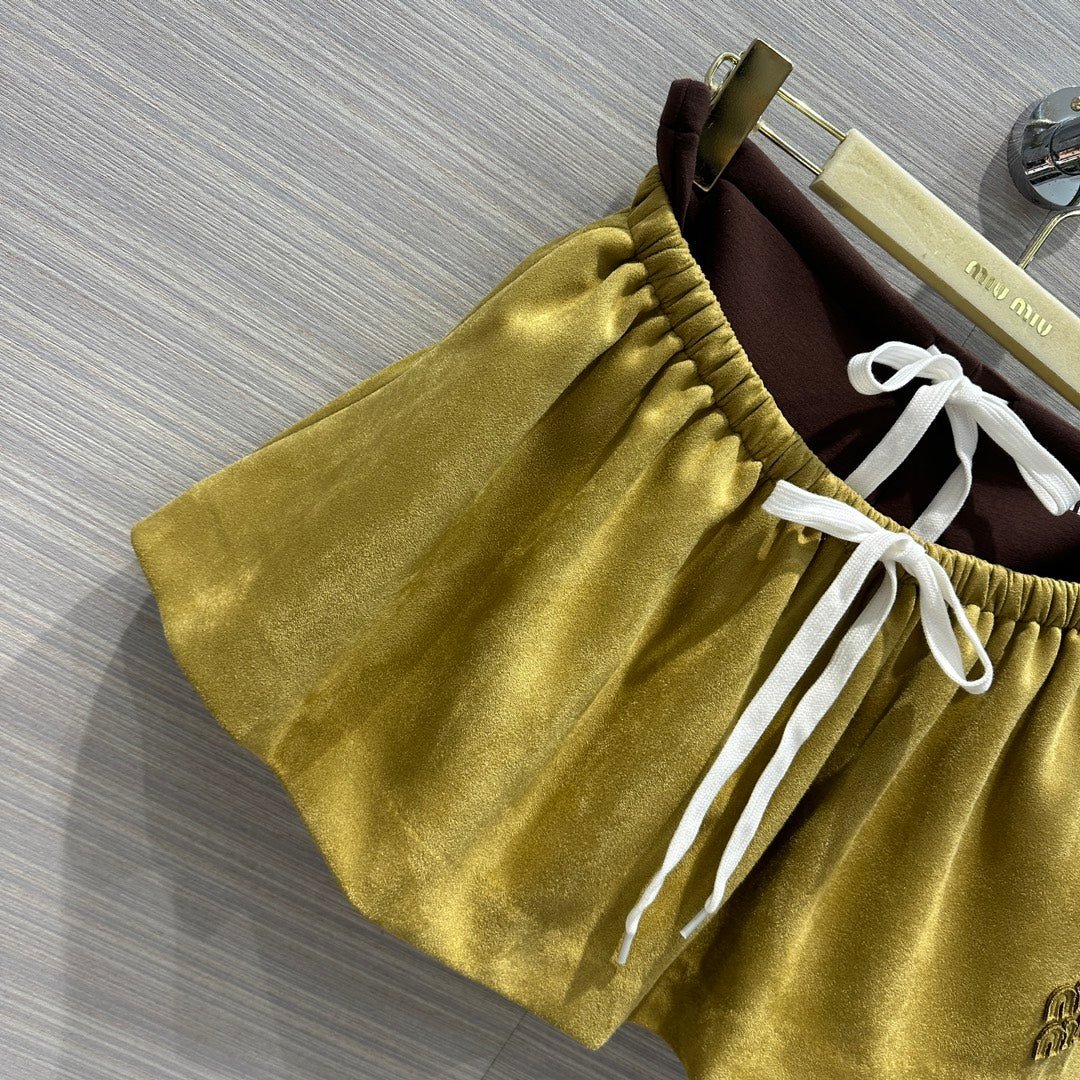 Miu Miu - 2404 - Весенне-летний комплект ?Интеллектуальный шик?: брюки и юбка - Оливково-зеленый