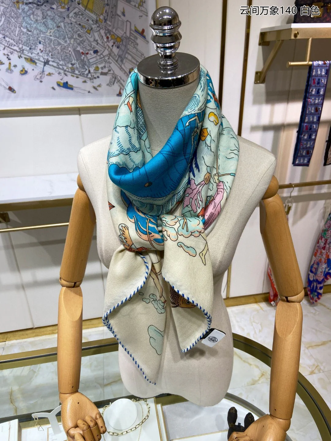Семейный шарф Lu L's Family - Cloud and Myriad Images Square Scarf - 140cm - 70cm - Cashmere - 30cm - Silk - White