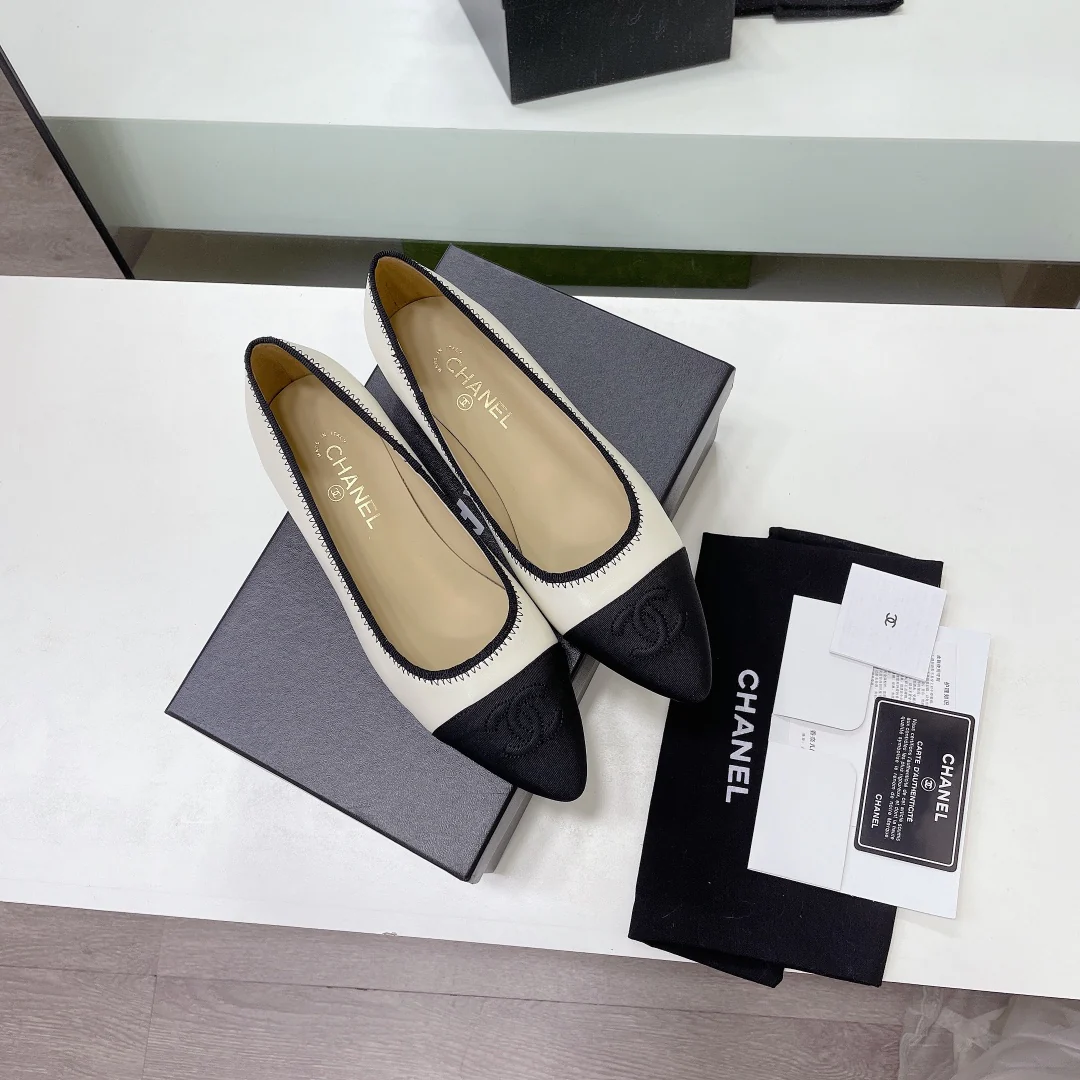 Chanel - Балетки на плечи - Коллекция Goddess