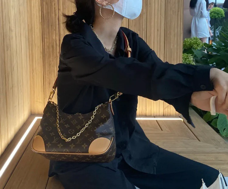 m45832-LV-булонская сумка