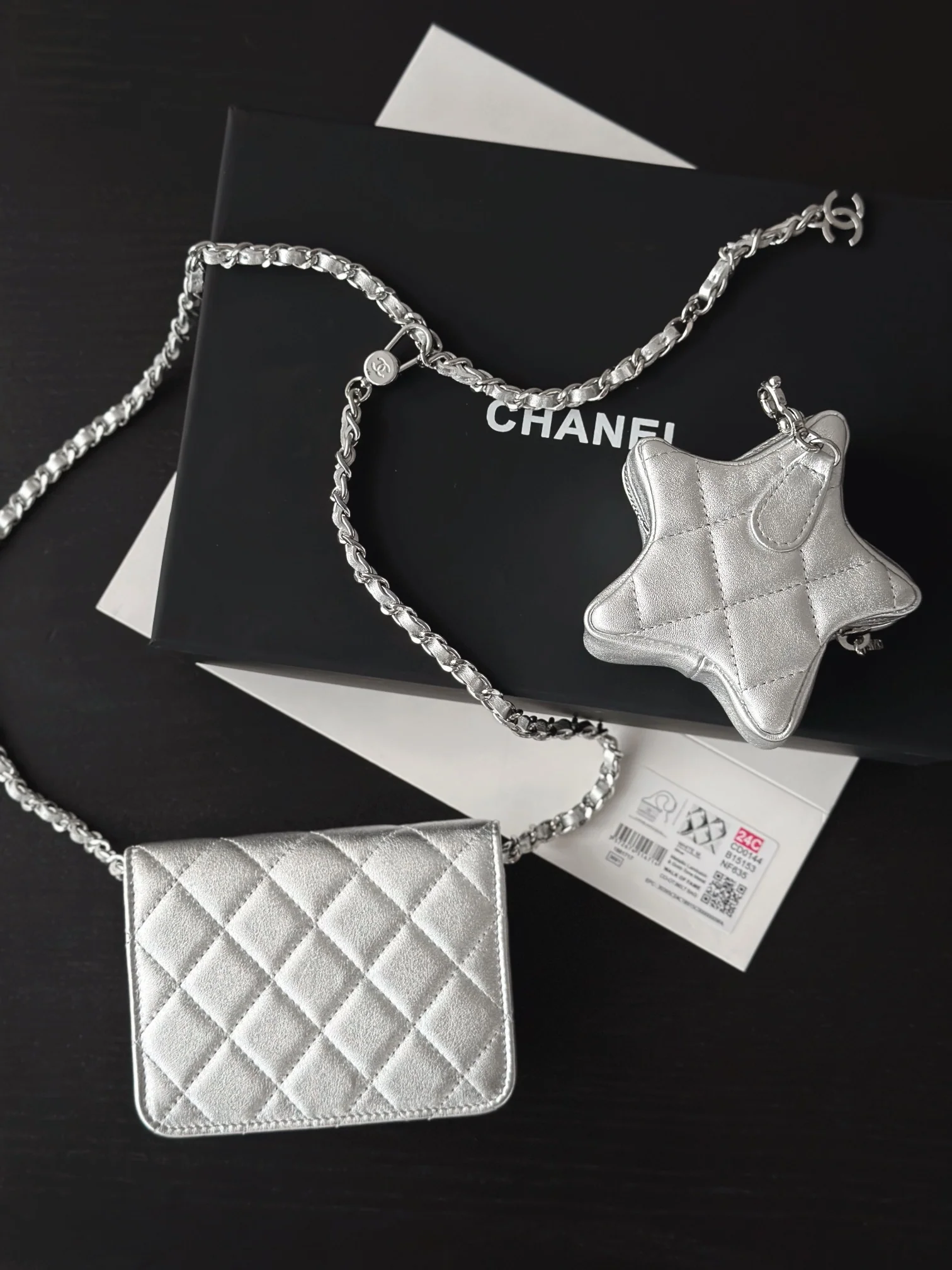 Новинка весны/лета от Chanel - Мини-сумка через плечо Chanel 24c - Серебристая