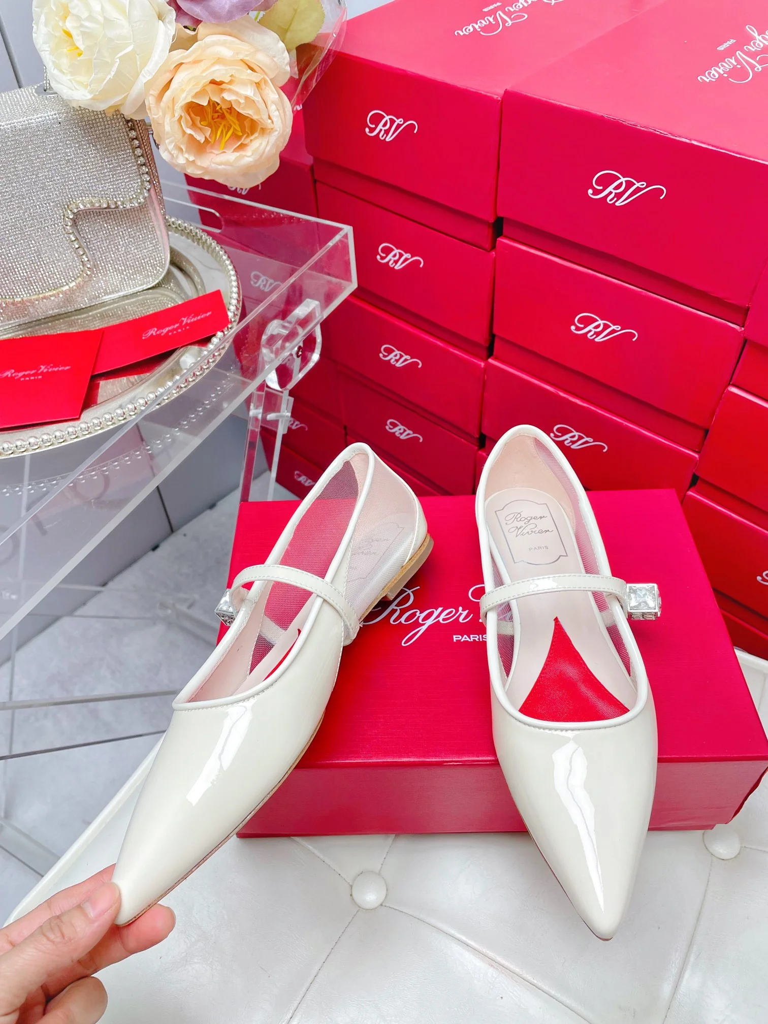 Обувь RV - Новинка ранней весны 2023 года - Балетки с острым носком - Бежевые