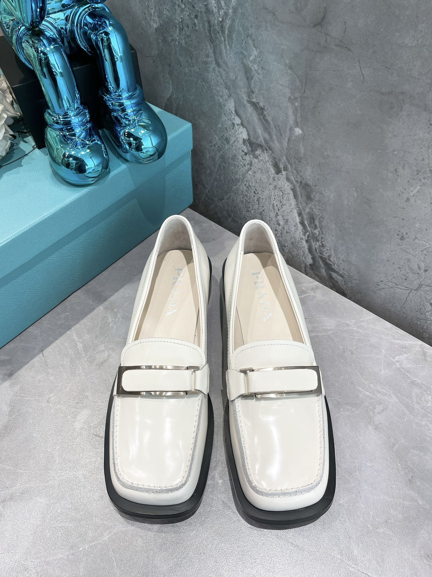 Туфли Prada - Prada - кожаные туфли с квадратным носком - белые