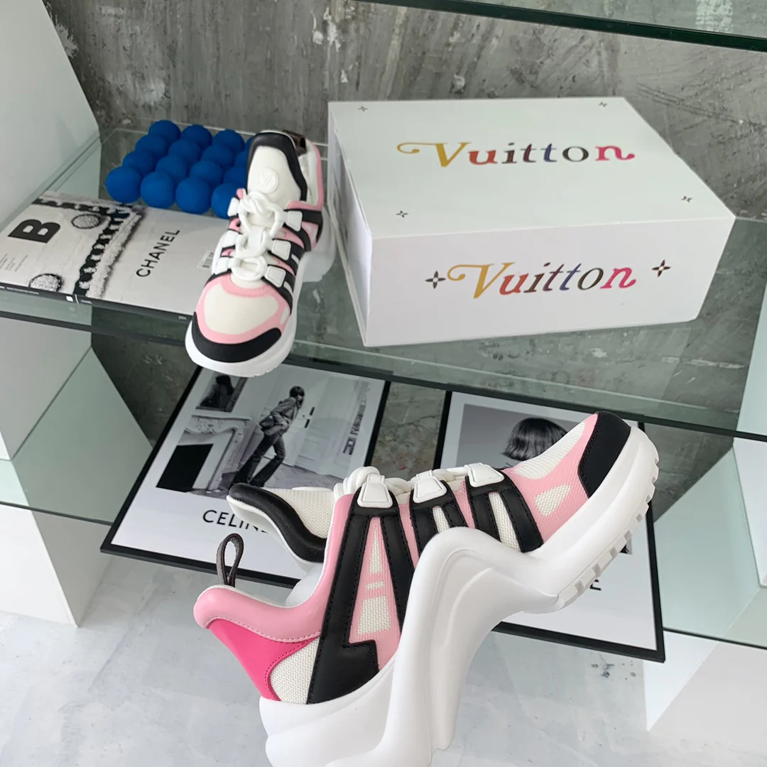 Обувь LV - Массивные кроссовки LV - 21