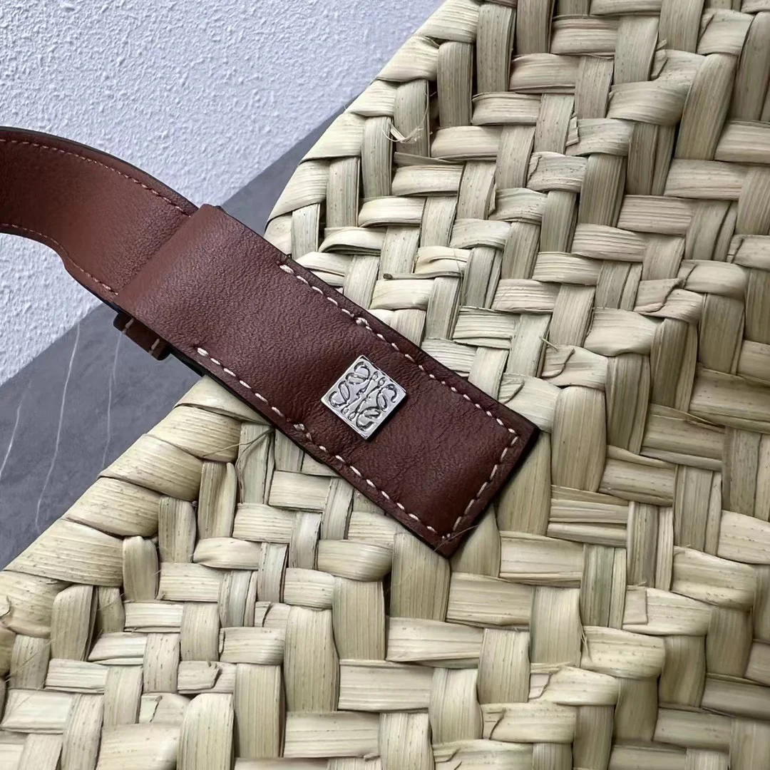 Соломенная сумка Loewe - 33 см - Маленькая - Черная