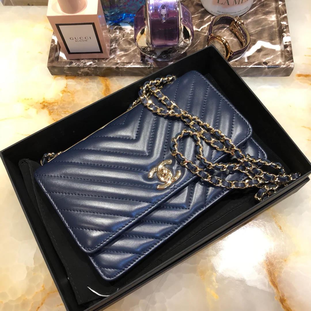 Chanel-trendy-cc-woc-19cm-9