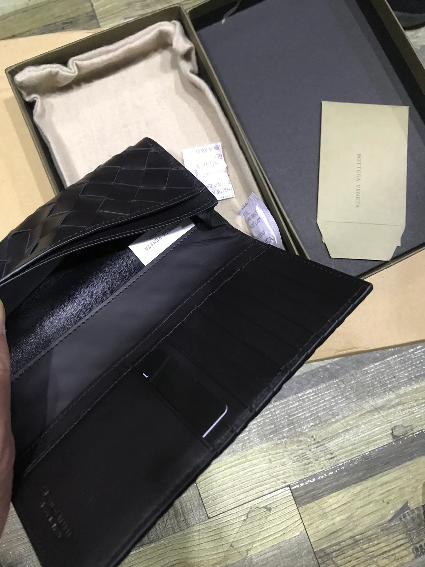 BV 翻盖长夹-意大利原厂胎牛皮