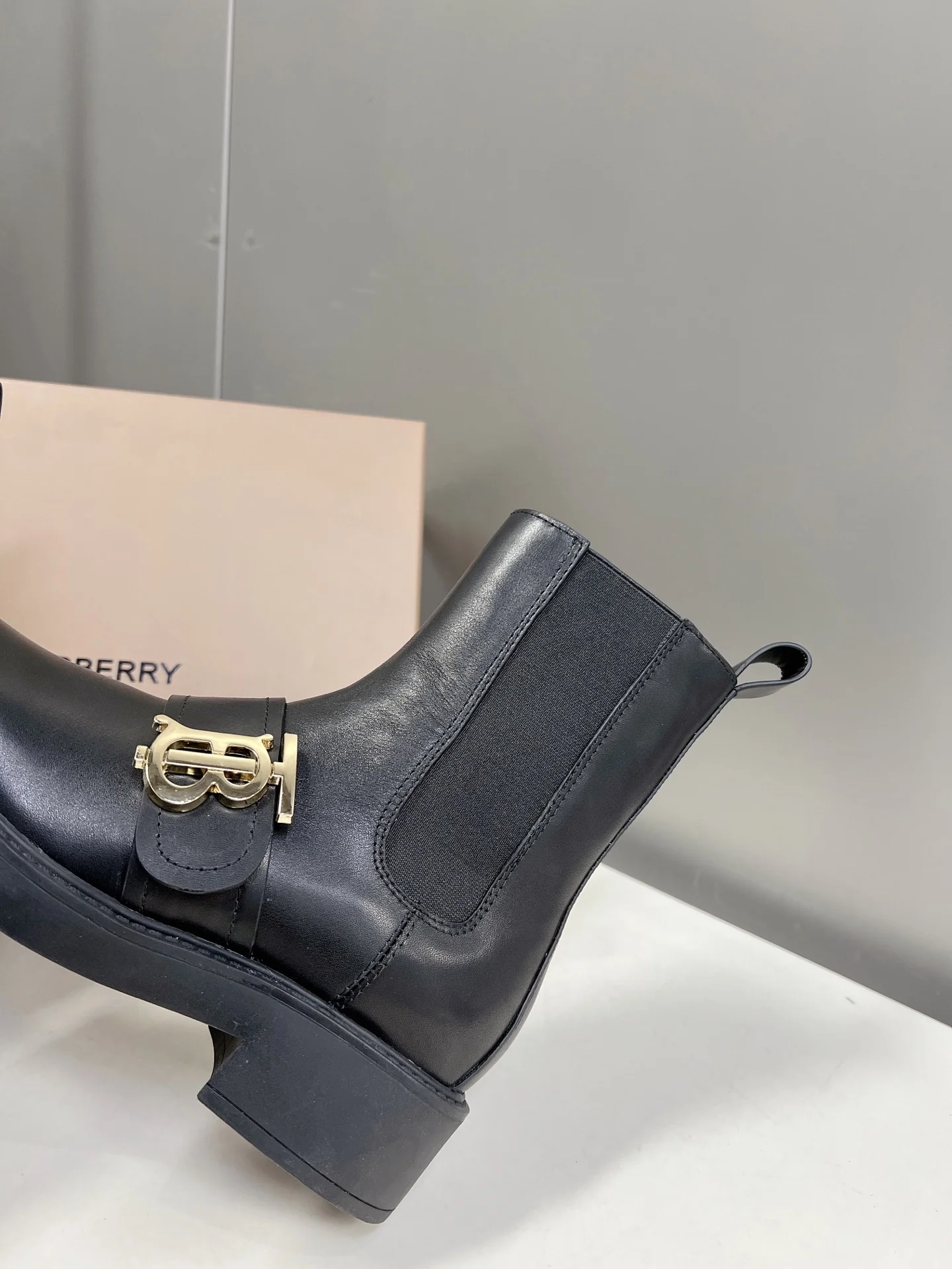 Новые поступления коллекции Burberry 22s Early Spring - Ботильоны с боковой застежкой, Taobao - Матовый черный