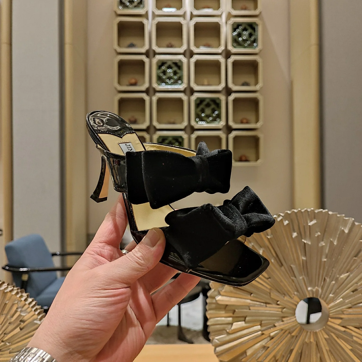 Босоножки на шпильке Jimmy с двойным бантом и фактурной окантовкой - черные