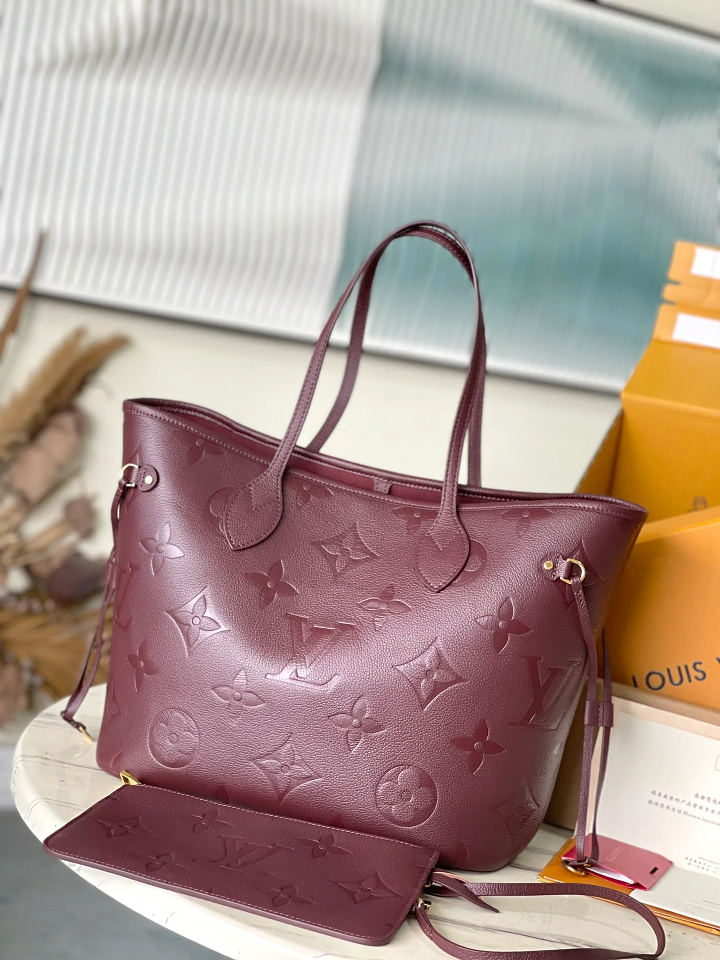 m45686-LV-neverfull-mm-Handbag-Burgundy