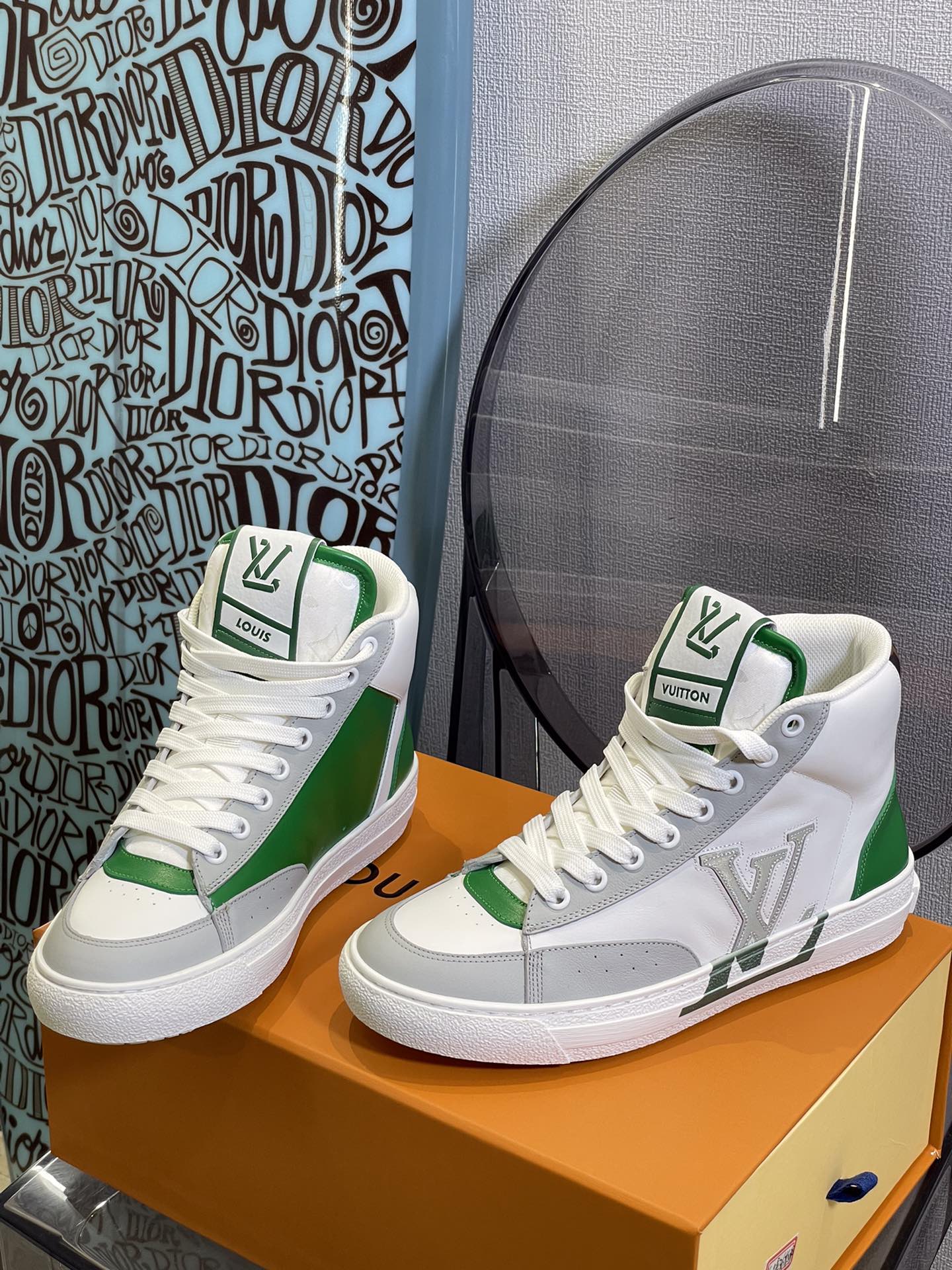 Обувь LV - кроссовки LV - высокие - повседневная обувь