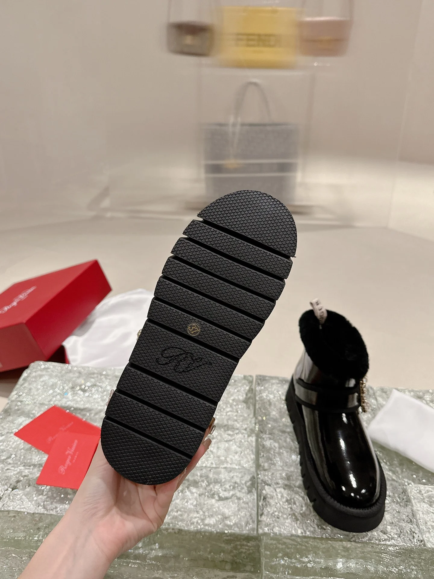 Ботильоны с квадратным носком и пряжкой - 2024 - Кожаные ботильоны - Черные