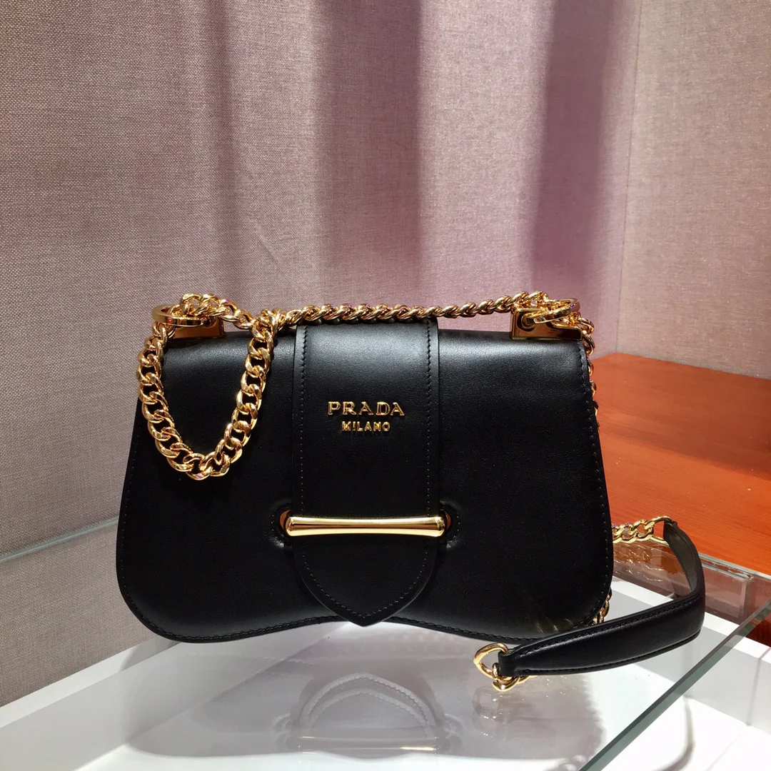 Сумка Prada Sidonie Chain Bag 2019, черная.