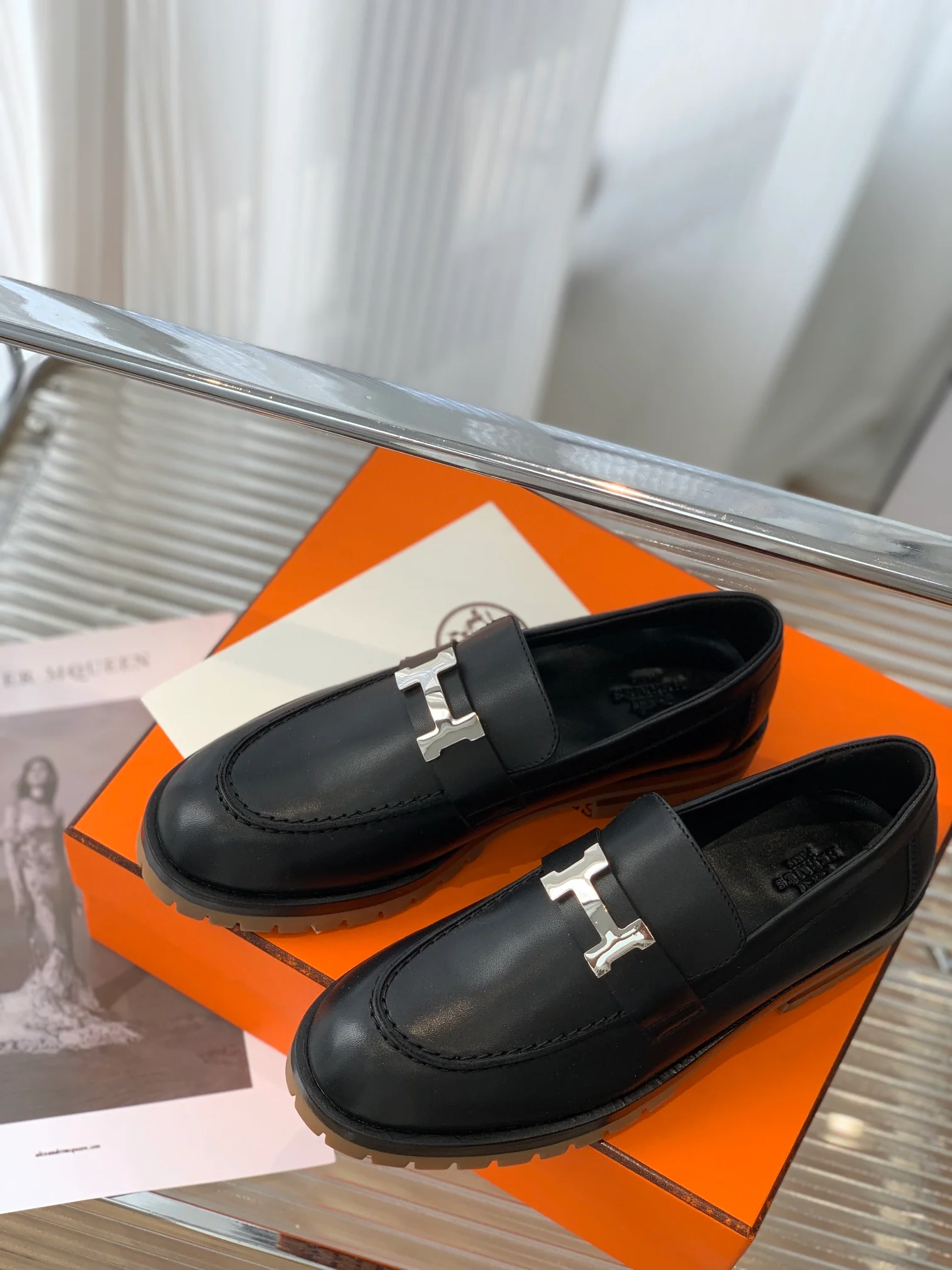 Hermes - Новинка сезона осень/зима 2022 - Акростики