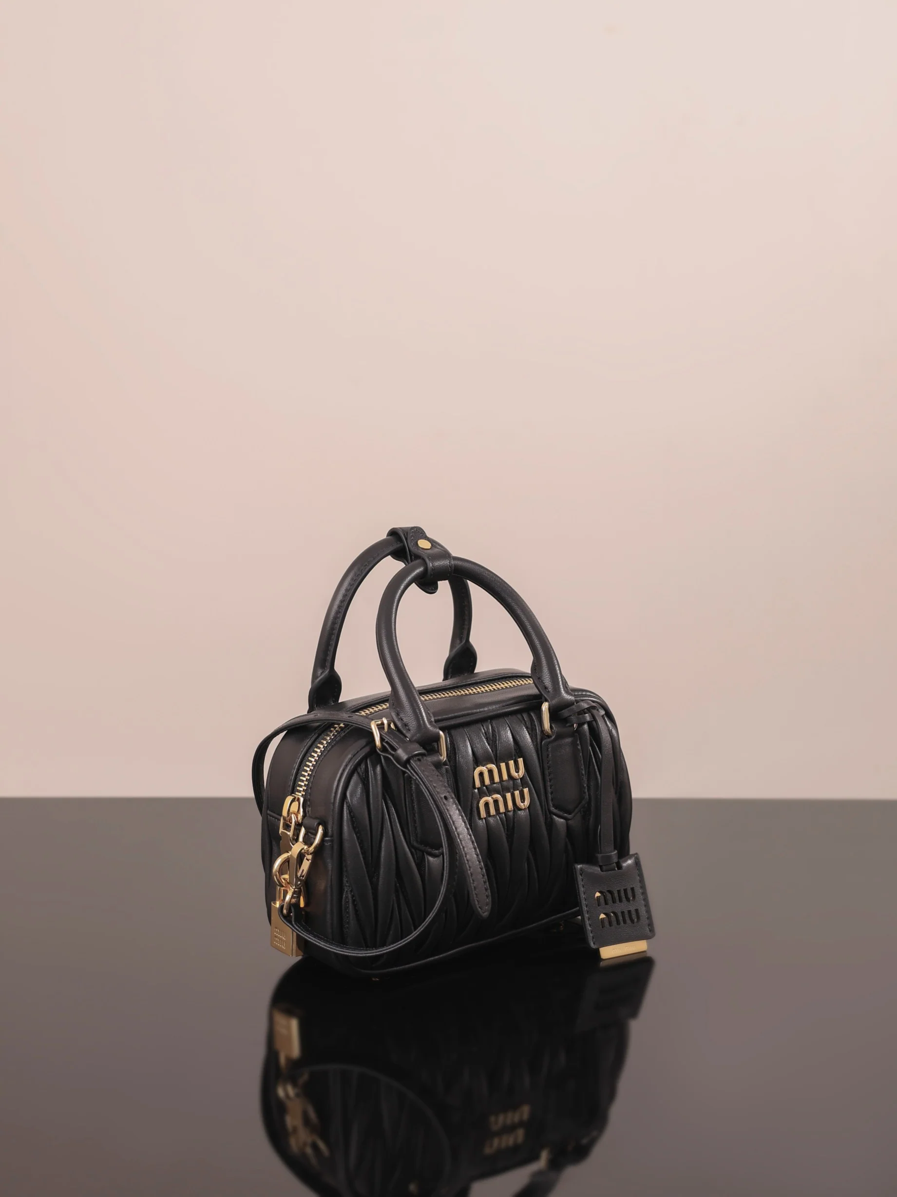 Miu Miu-5bb142m1200-??????-??????-Черный