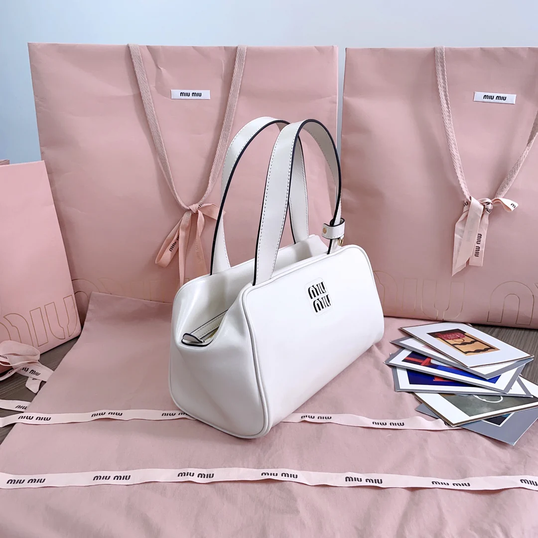 Miu Miu-5bb182 - Сумка для боулинга под мышкой - Белая