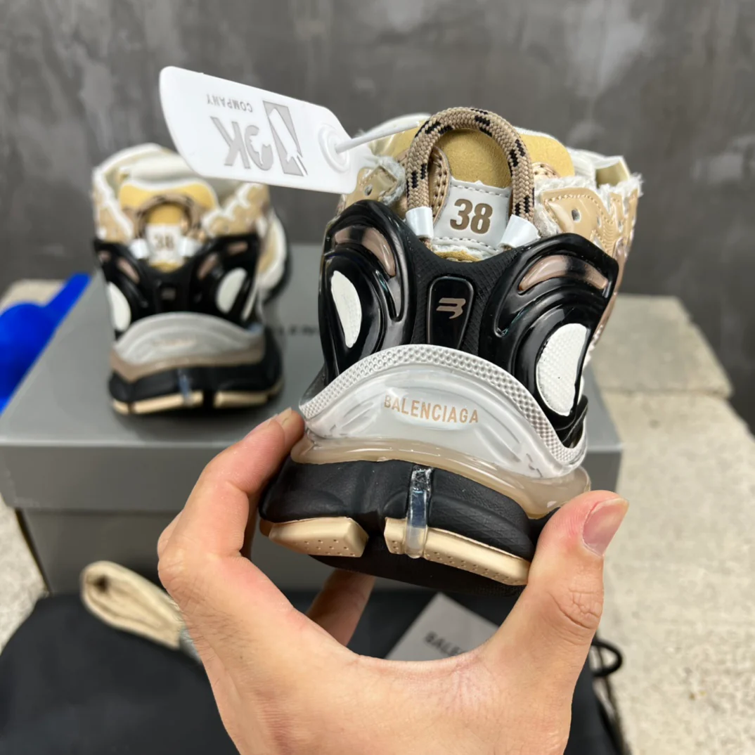 Кроссовки Balenciaga Runner - унисекс - розовое золото