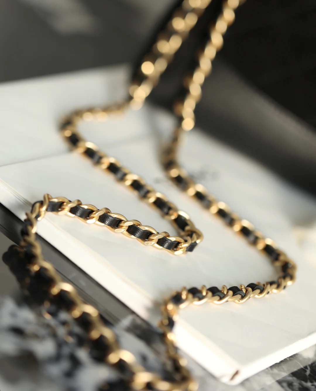 Сумка Chanel 25p nano31, замша, черная.