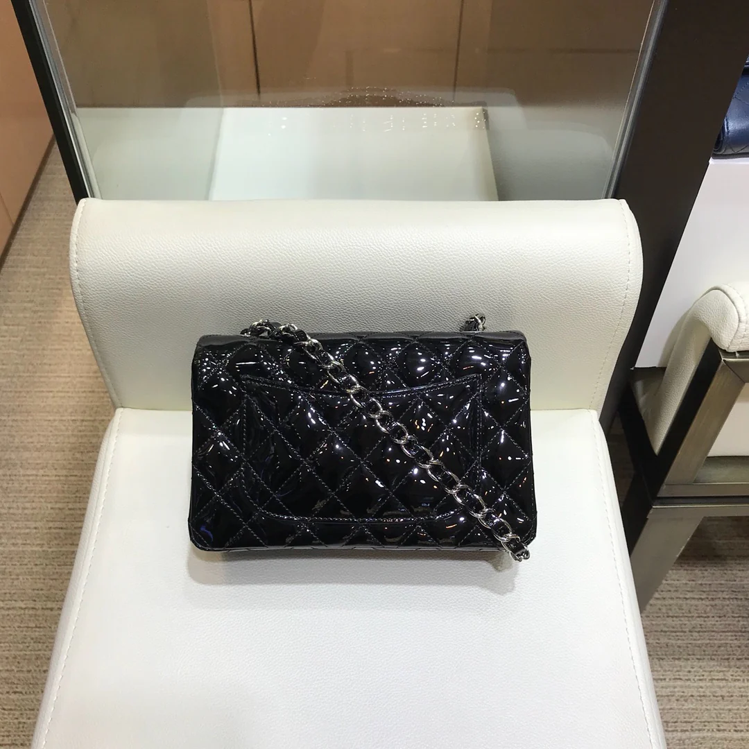 Сумка Chanel CF - лакированная кожа - серебряная цепочка - 25 см - 1