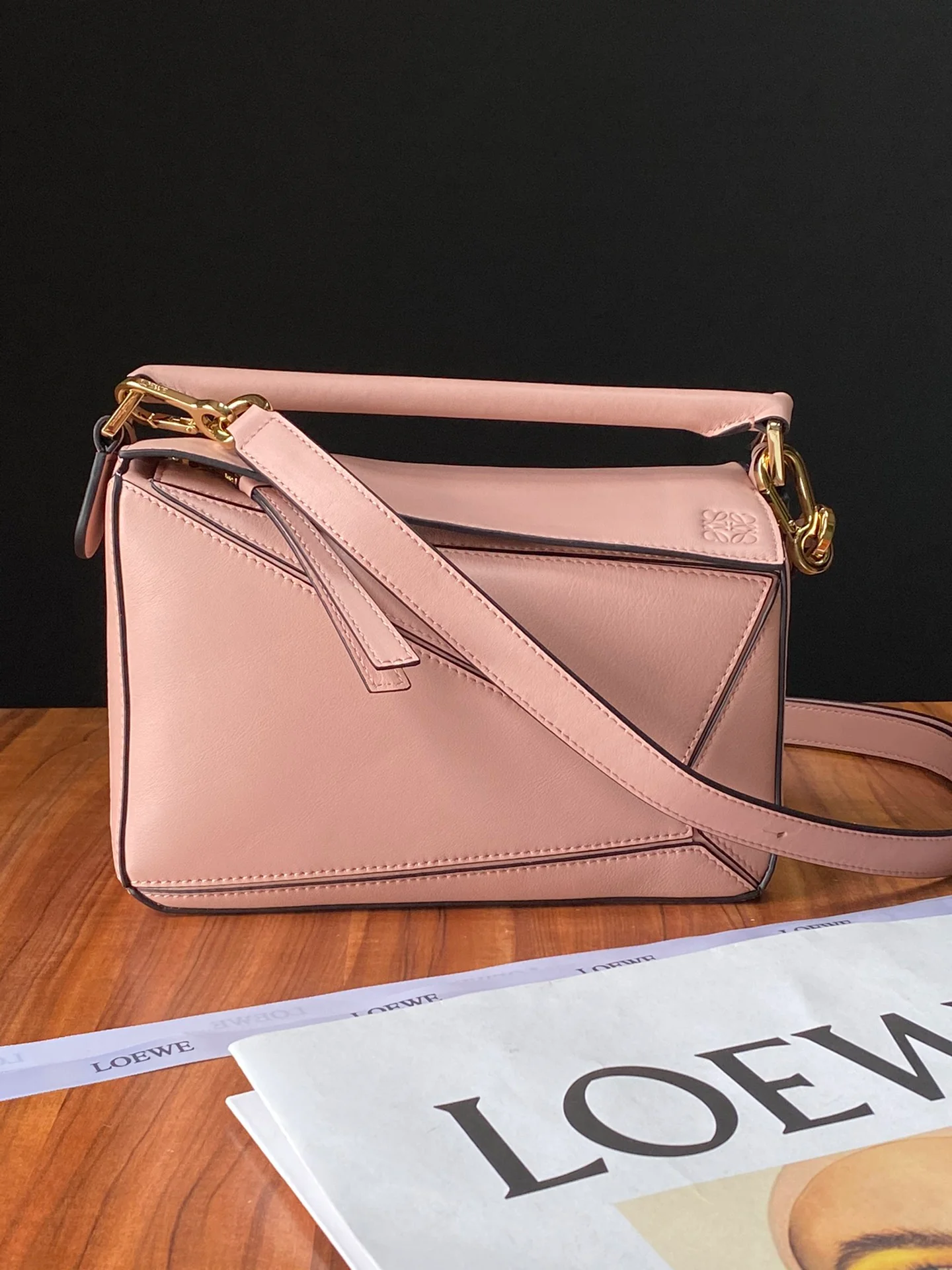 Сумка Loewe Puzzle из телячьей кожи, размер S, 34.