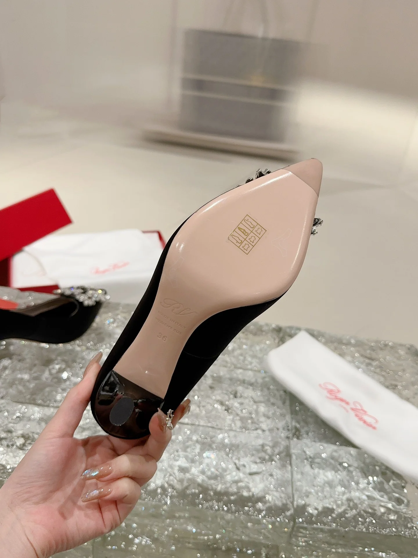 Туфли с квадратным носком и пряжкой - 2024 - На высоком каблуке - Черные