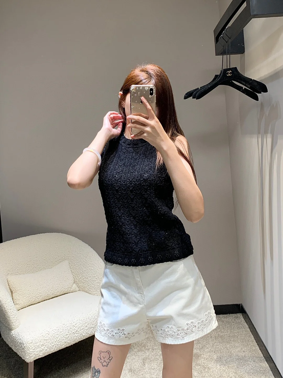 Жилет Chanel 2404 с 3D-цветочным принтом