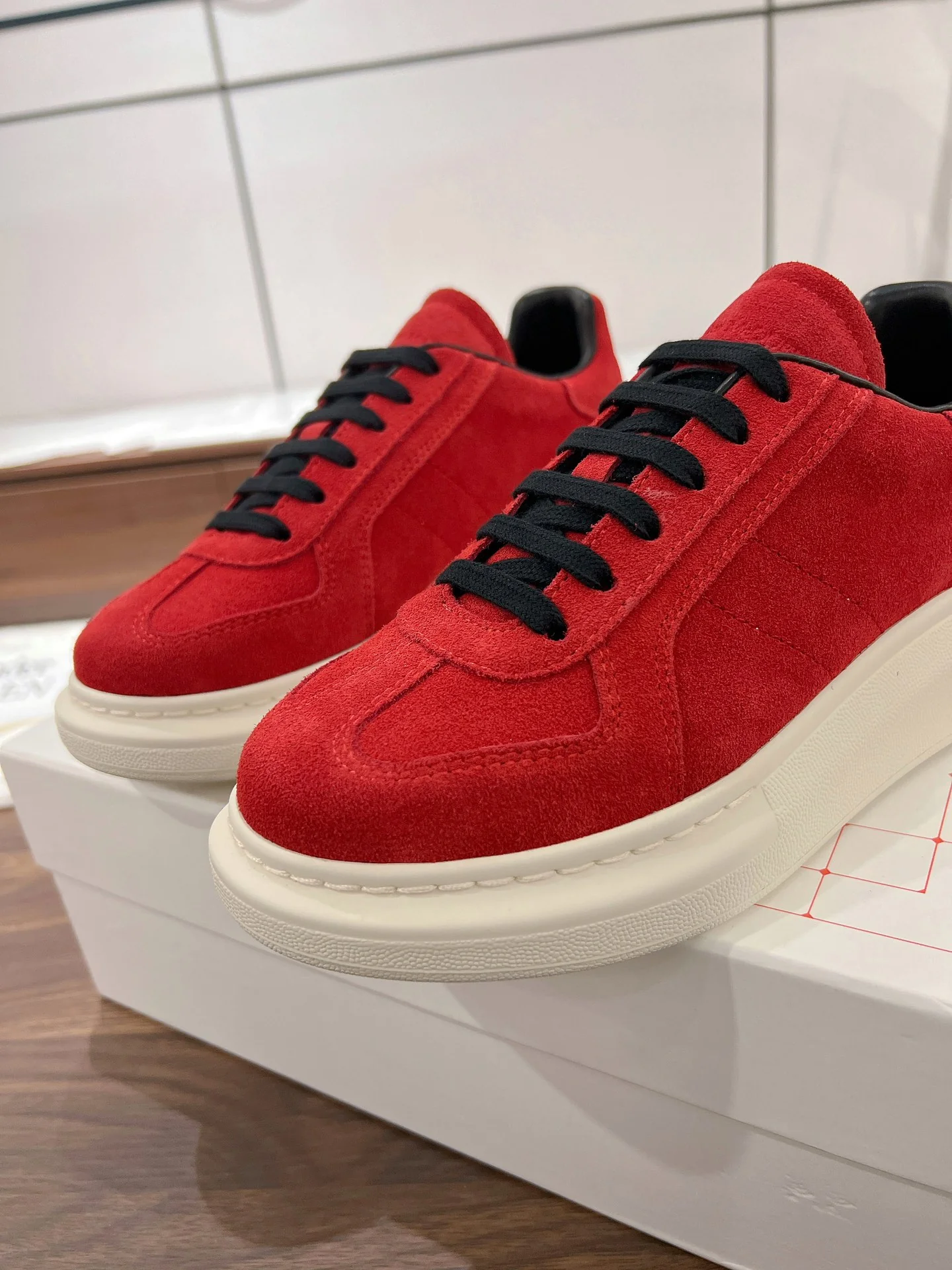 Повседневные туфли McQueen 2024 - Красные - 1