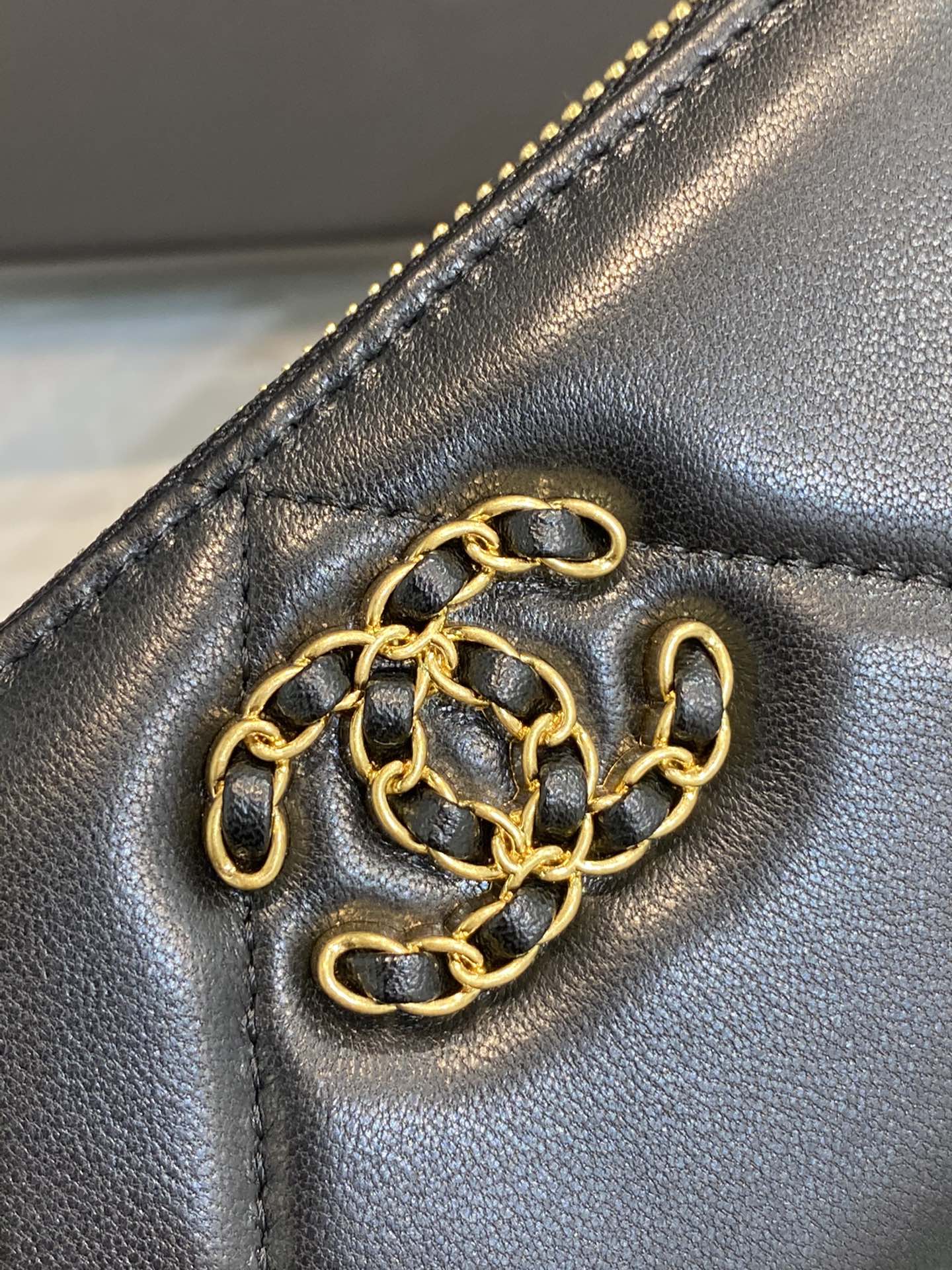 Chanel-19系列 大菱格拉链卡包钱包