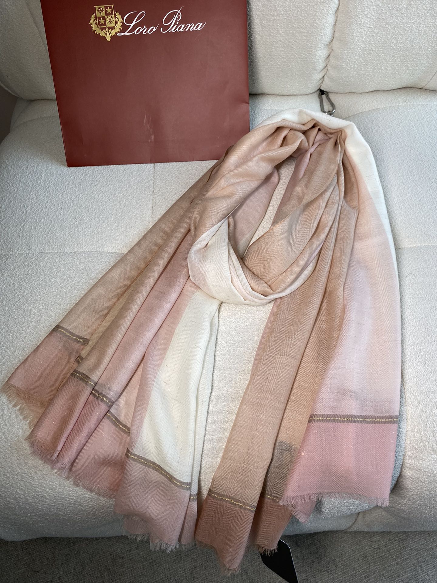 Loro Piana - Кашемировая шаль с серебристым клетчатым узором в стиле колор-блок - 90-200 см - 3 см