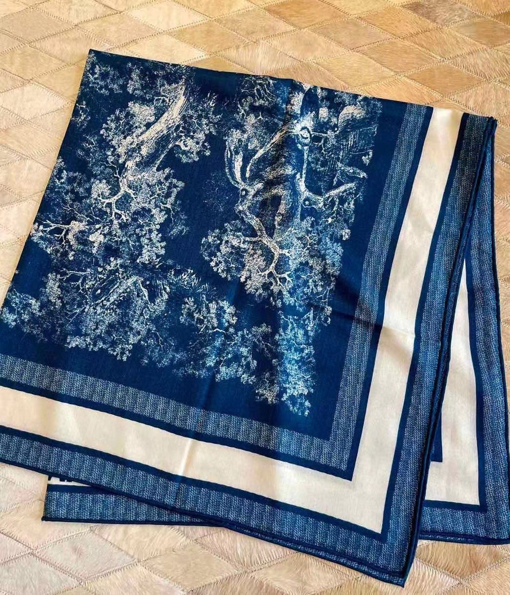 Dior - Роспись на бархатном квадратном шарфе от Joui - 110 см - 110 см - 1