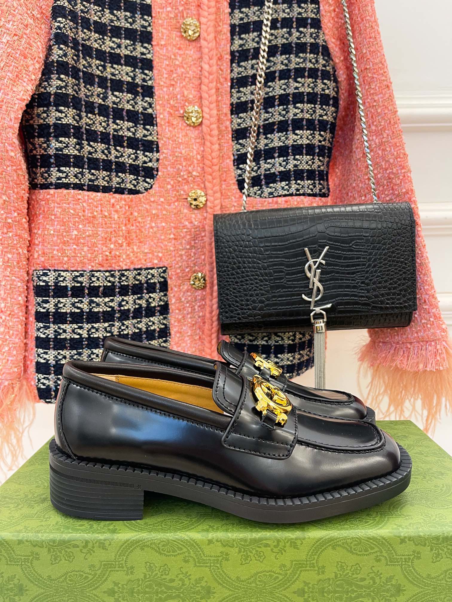 Gucci - Ретро-туфли в стиле афро