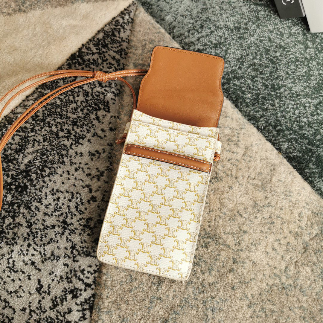 Кожаная сумка для телефона Celine с принтом и клапаном