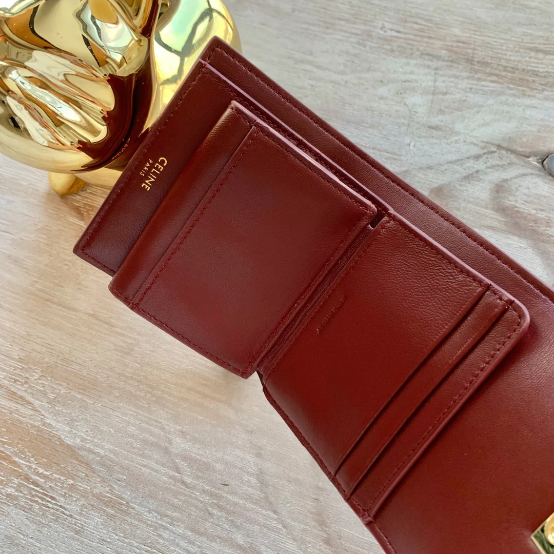 Маленький глянцевый кожаный трехсекционный кошелек Celine - 3 шт.