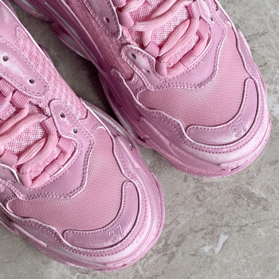 Balenciaga - Dad Shoes - 21