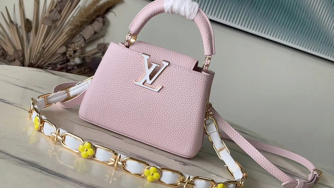 m23199-LV-capucines-mini-handbag/crossbody bag-pink