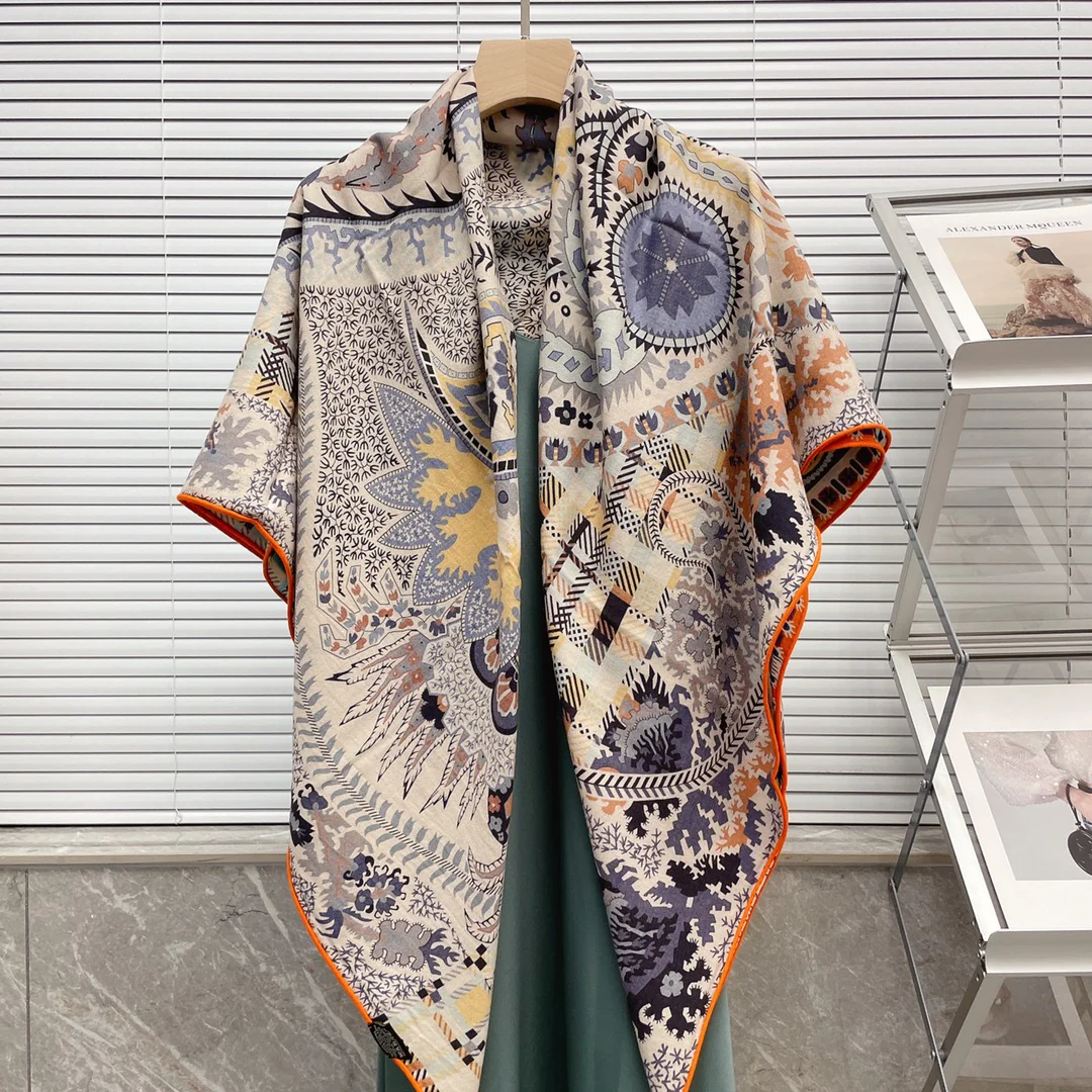 Большой двусторонний шарф Hermes - 136 см - 30 см - Шелк 70 - Шерсть 5