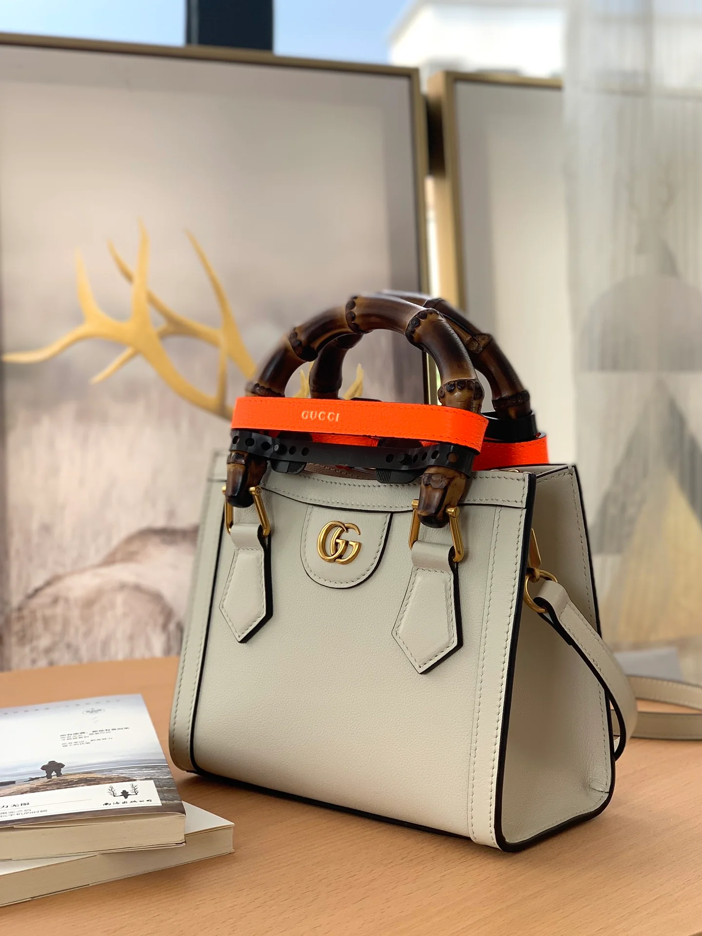 Мини-сумка-тоут Gucci из бамбука - 20-16-10 см