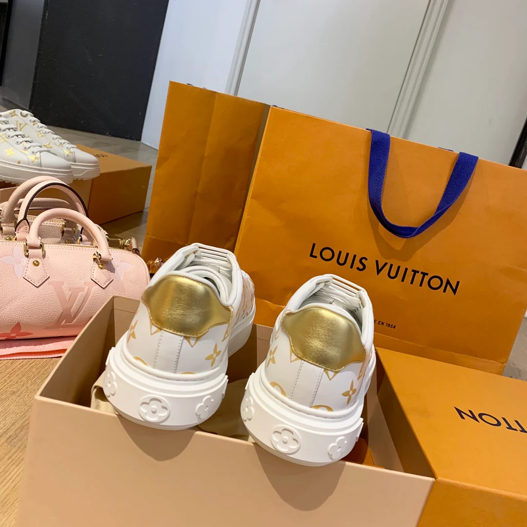Обувь LV - LV - белые кроссовки - золотые