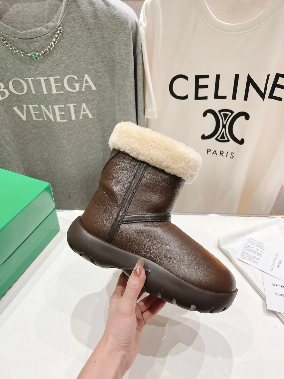 Шерстяные зимние сапоги BV-2024 - темно-коричневые