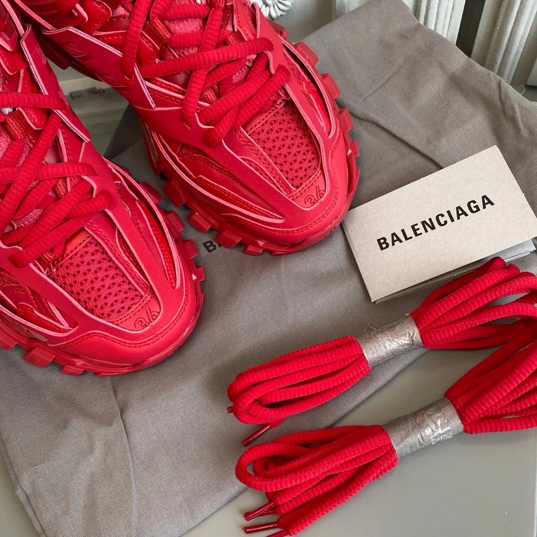 Balenciaga - Папины кроссовки - Красные