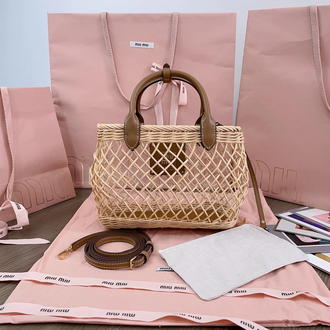 Miu Miu-5ba286 - Полая корзина для овощей - Регулируемый плечевой ремень