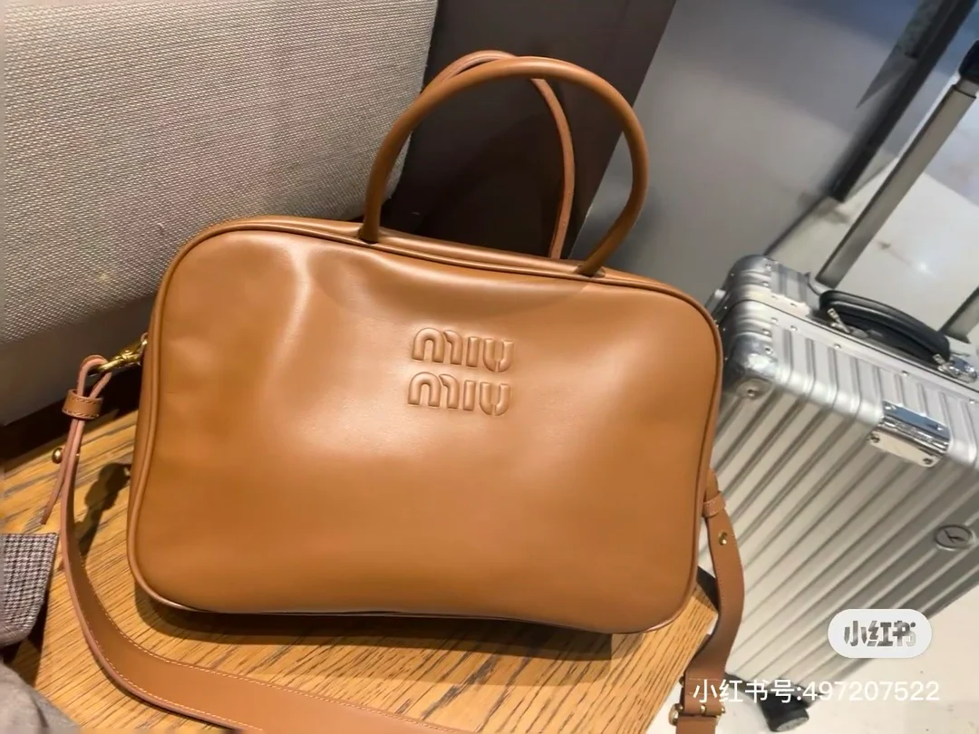 Сумки и портфели Miu Miu-beau — идеи для образов.