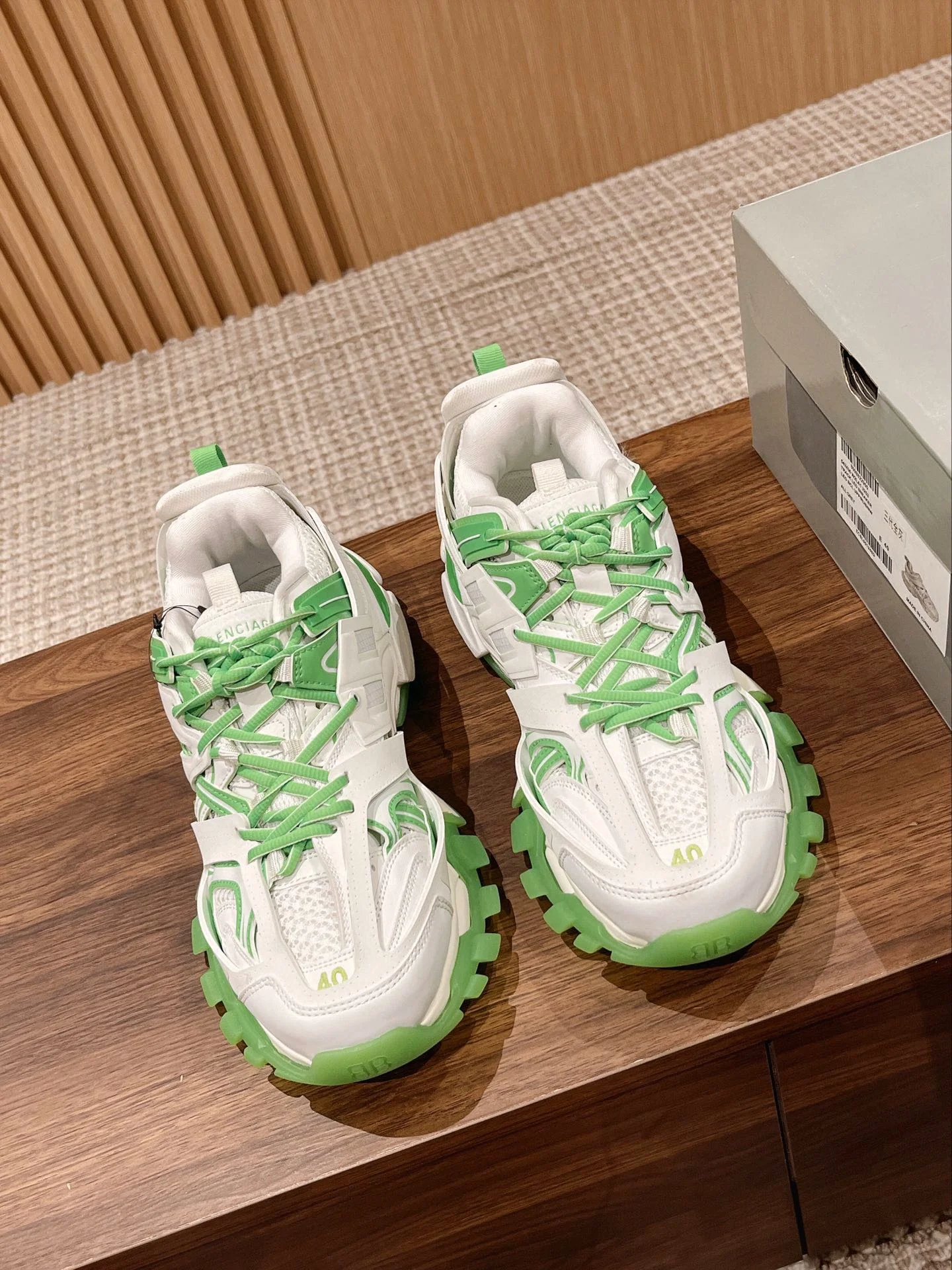 Кроссовки Balenciaga Track 3-0 (3-го поколения) Chunk - унисекс - бело-зеленые