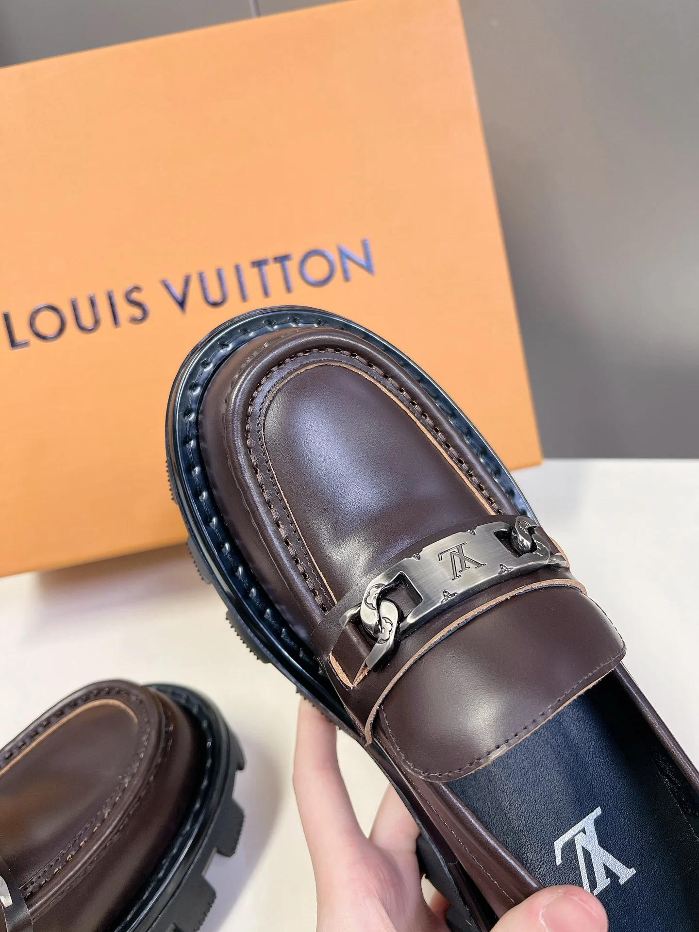 LV - Кожаные туфли на платформе - Темно-коричневые